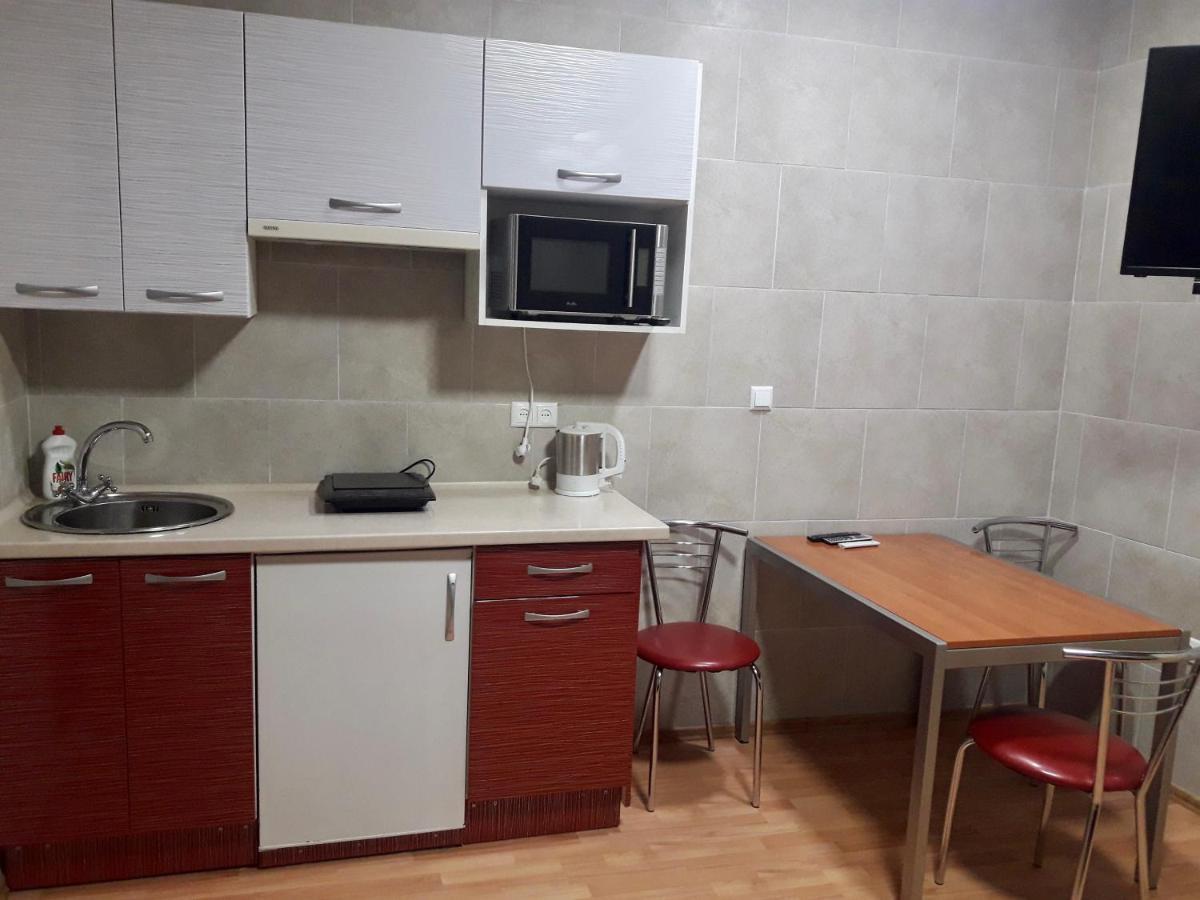 Smart Studio-Біля Вокзалу-Недалеко Від Центру-Городоцька 131 Lviv Exterior foto
